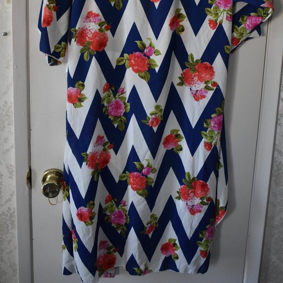 NWT Chevron Shirley - Picture 5 of 6